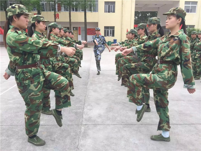2016年第二期军训培训班掠影